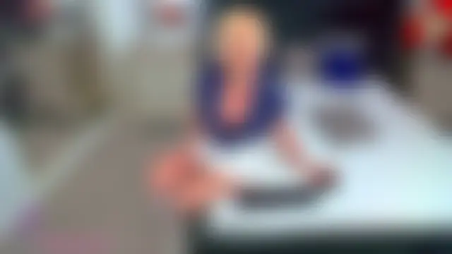 SuzzySun's Webcam Show