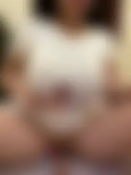 NoBraVibe's Webcam Show