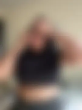 GigiiStone's Live Chat Room