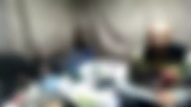 Camodick's Live Chat Room