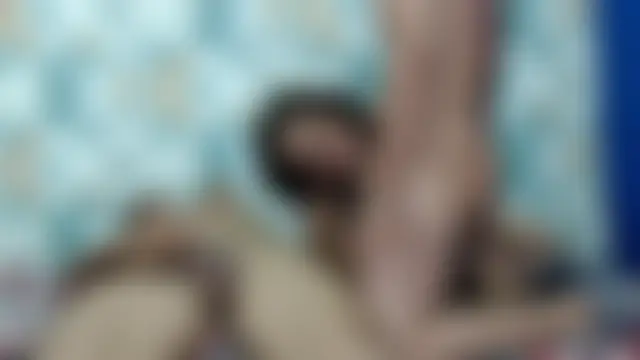 NewAwesomSxPrty: διαδικτυακό σόου στην κάμερα