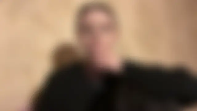 little_shy_girlln Webbikameraesitys