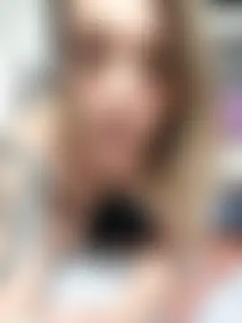 Ladymiri85 Show in webcam