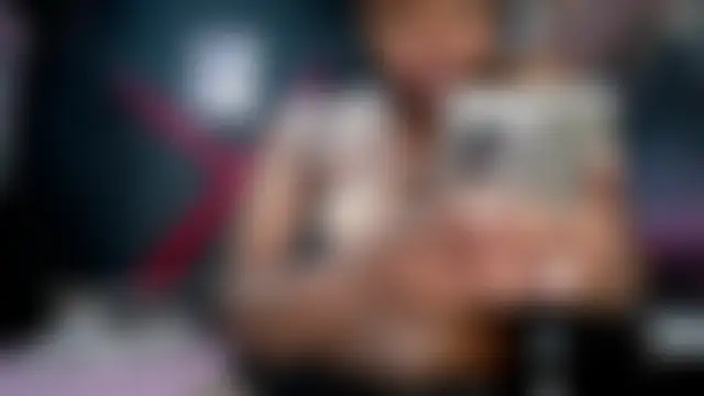 Candykss Adlı Modelin Canlı Sohbet Odası