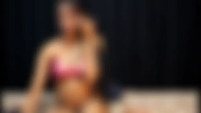 blackstar_wife Show in webcam