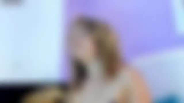 Charlotte11-11 – Naživo chatovacia miestnosť