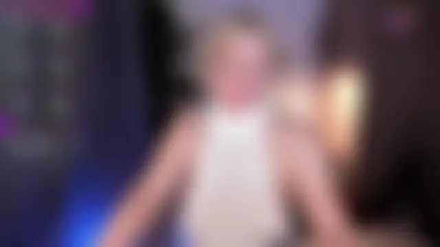 YolandaKiss élő chatszobája