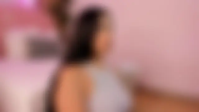 Mara_Betancurt élő chatszobája