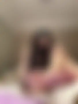 Kiwuvurfovo's Live XXX Chat