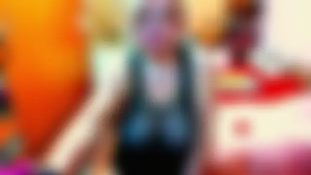 Angelahotxxx webkamerás műsora