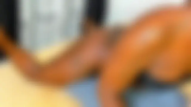 CREAMY_BUBBLEGUM's Live XXX Chat