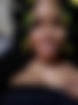 HONEYSWEETS_LIVE: διαδικτυακό σόου στην κάμερα