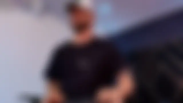 Petesevansのライブセックスカメラショー