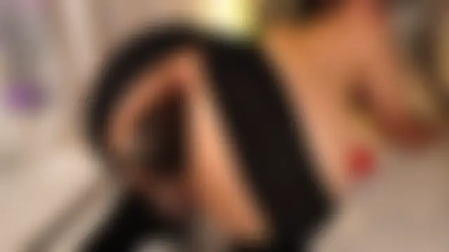 عرض كام Playful_Adriana الجنسي المباشر