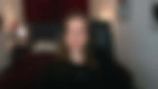 MeganClapp Adlı Modelin Canlı XXX Sohbeti