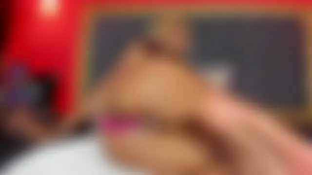 دردشة YayaHilton الجنسية المباشرة