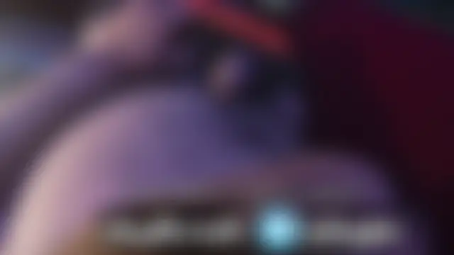 JeyErre0: απευθείας σέξι σόου στην κάμερα