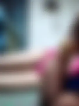 Hot_bhabhi300 webkamerás műsora