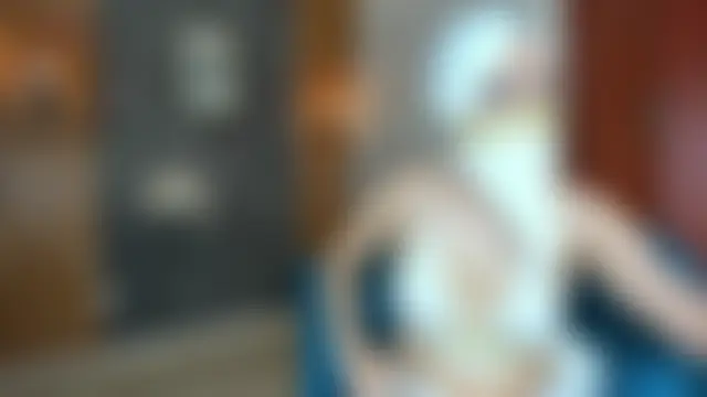 Tahira_Hazadn Webbikameraesitys