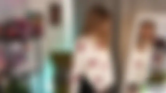 Sue_Sanders Chat XXX in diretta