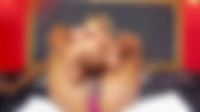 YayaHilton Chat XXX in diretta