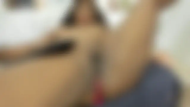 HornyMariu Show in webcam