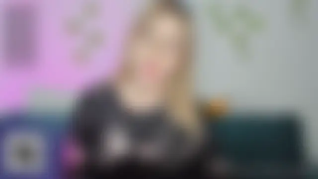 Pokazy przed seks kamerką na żywo – myrzilka