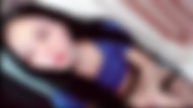 Amomentoflust99 Pertunjukan Webcam