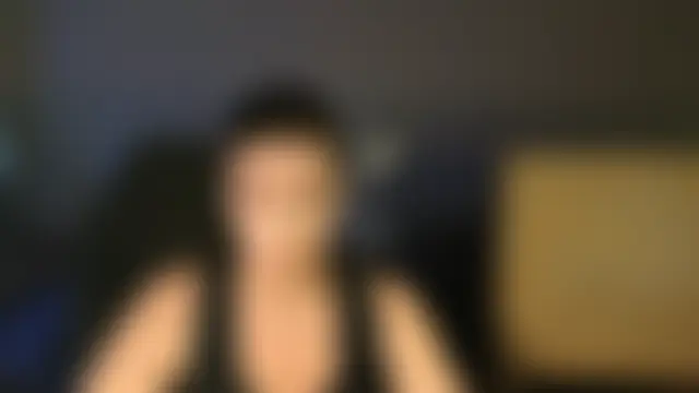 NoNudeElie Webcam-Show