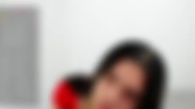 UrHotSexyShine Show Webcam