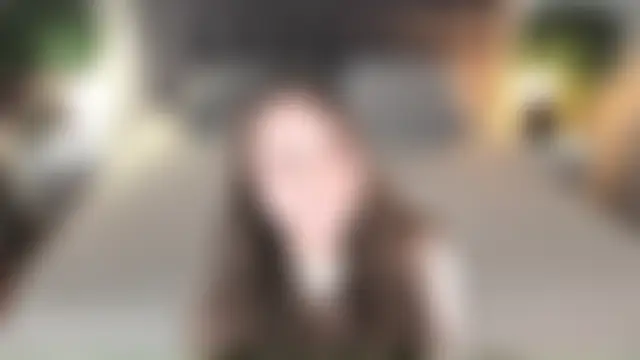 Pokazy przed kamerką – LarueRehling