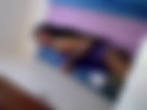 Expensive_Candyx: διαδικτυακό σόου στην κάμερα