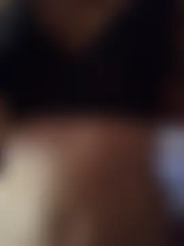 Chloe_Beaufortn Webbikameraesitys