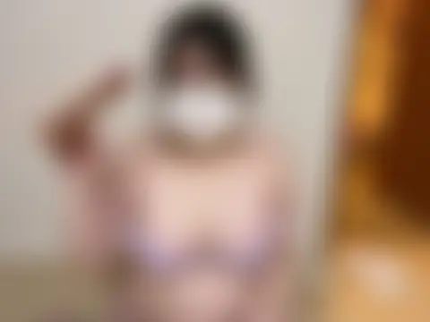 Show modela munyutannn_ na web-kameri