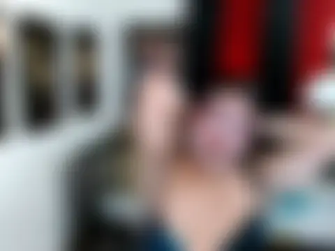 TSbrianaHugeCock's Webcam Show