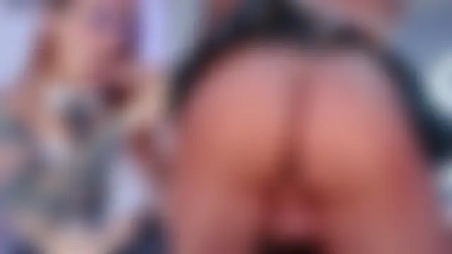 Chat XXX en directo de Luna_Paris_