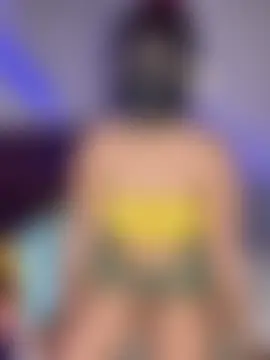 Ariana__Marie: διαδικτυακό σόου στην κάμερα