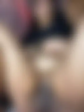 Emma_Brown_12: διαδικτυακό σόου στην κάμερα