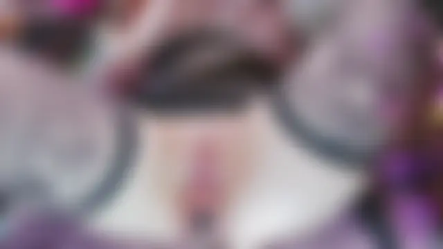 Pertunjukan Kamera Web Skwirtyashka