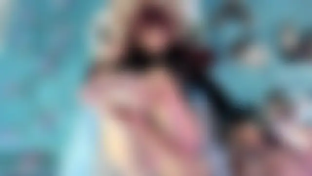 Eilin_clio: διαδικτυακό σόου στην κάμερα