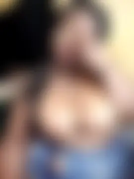 แชท XXX สดของ freakycoco81