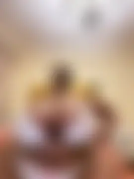 Pokazy przed kamerką – xXXSexyamazon