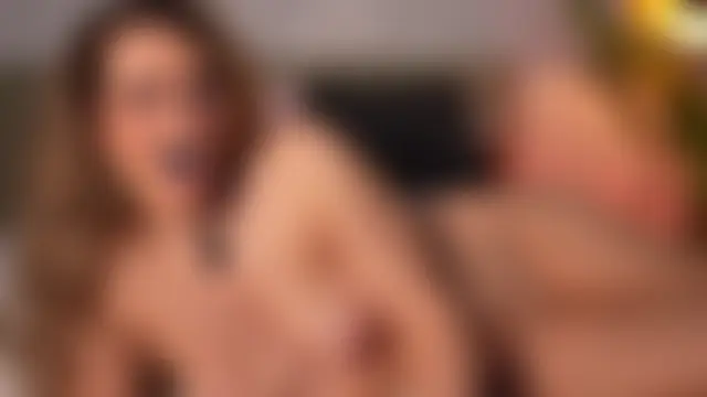 BrandyWhite Adlı Modelin Canlı XXX Sohbeti