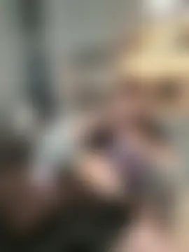 Nura_n_Sarah webkamerás műsora