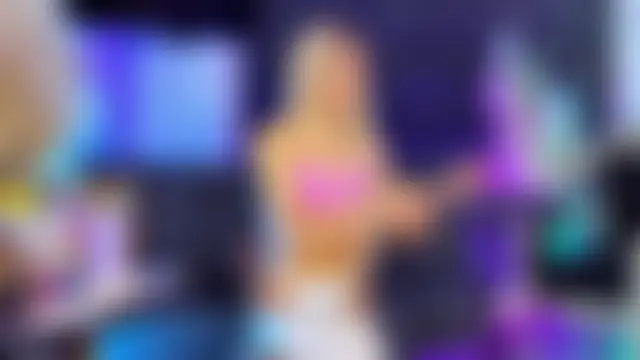 Queens_Wonders_Blonders Webcam-Show