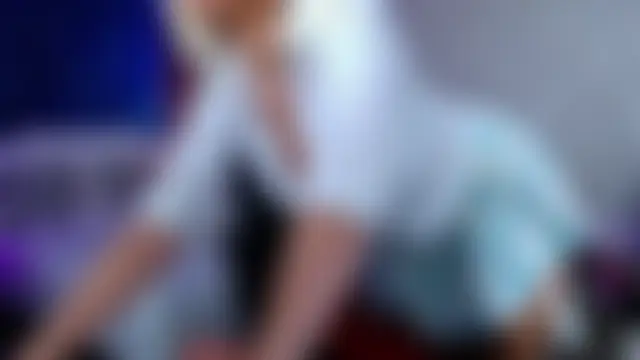 MissKora: онлайн-секс-чат