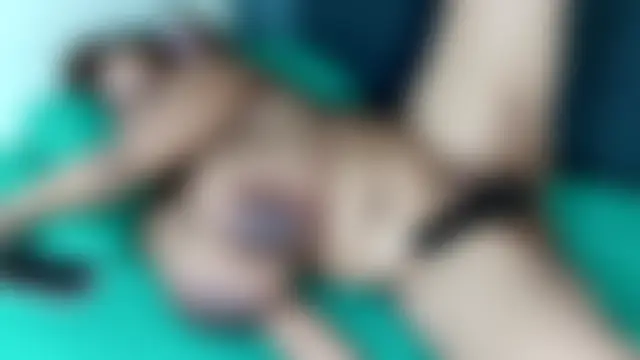 HugeTitisxx ওয়েবক্যাম শো