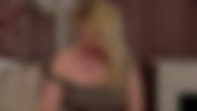 BriannaEllams Adlı Modelin Canlı XXX Sohbeti