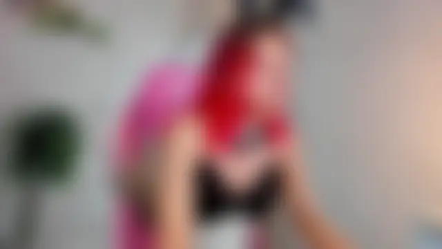 Show modela Bonnie_Hernandez na web-kameri