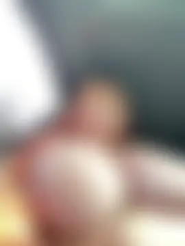 ห้องแชทสดของ SweetCuteGirls1023